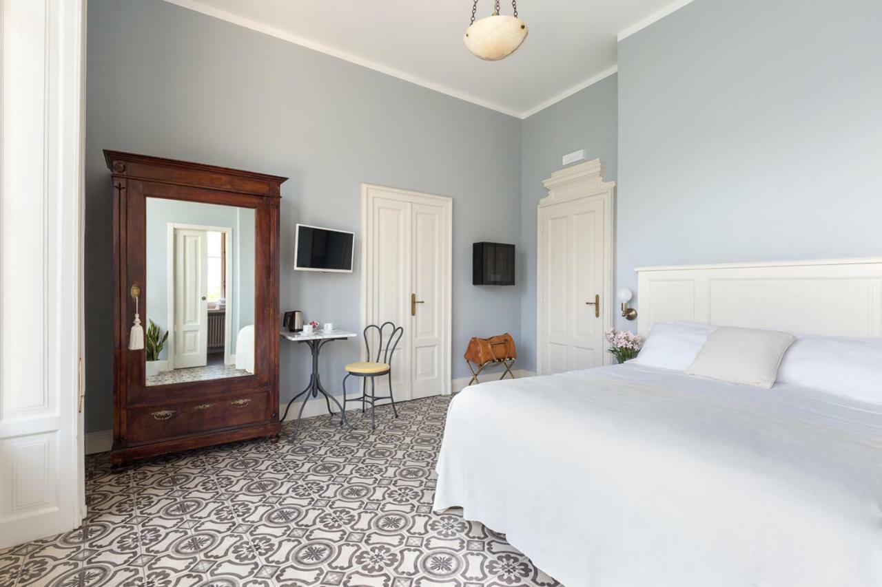 Deluxe Double or Twin Room with Balcony